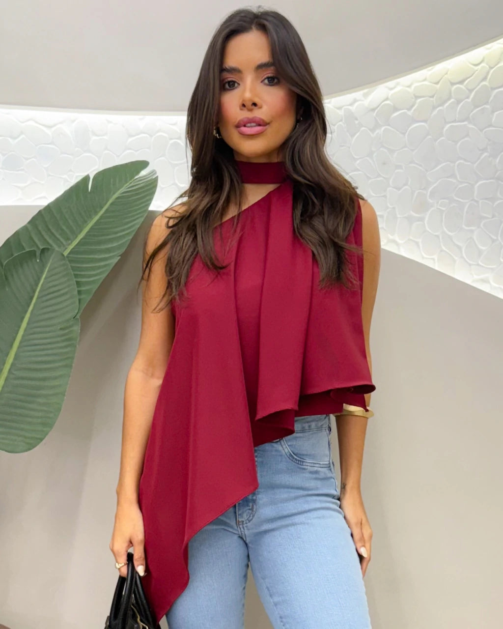 Bata assimétrica Chocker