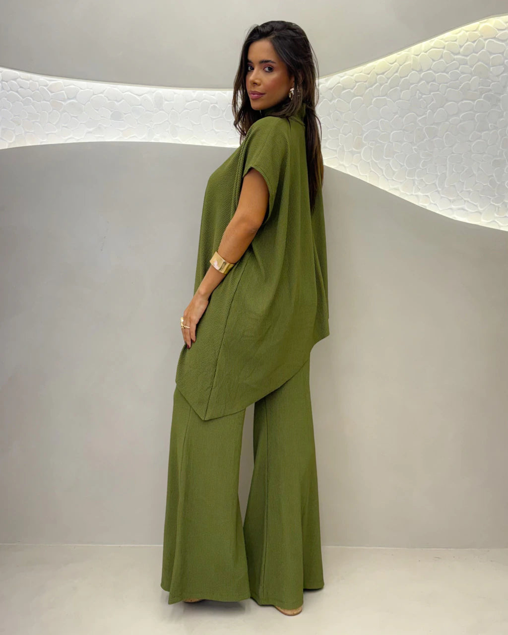 Conjunto aura Assimetrico