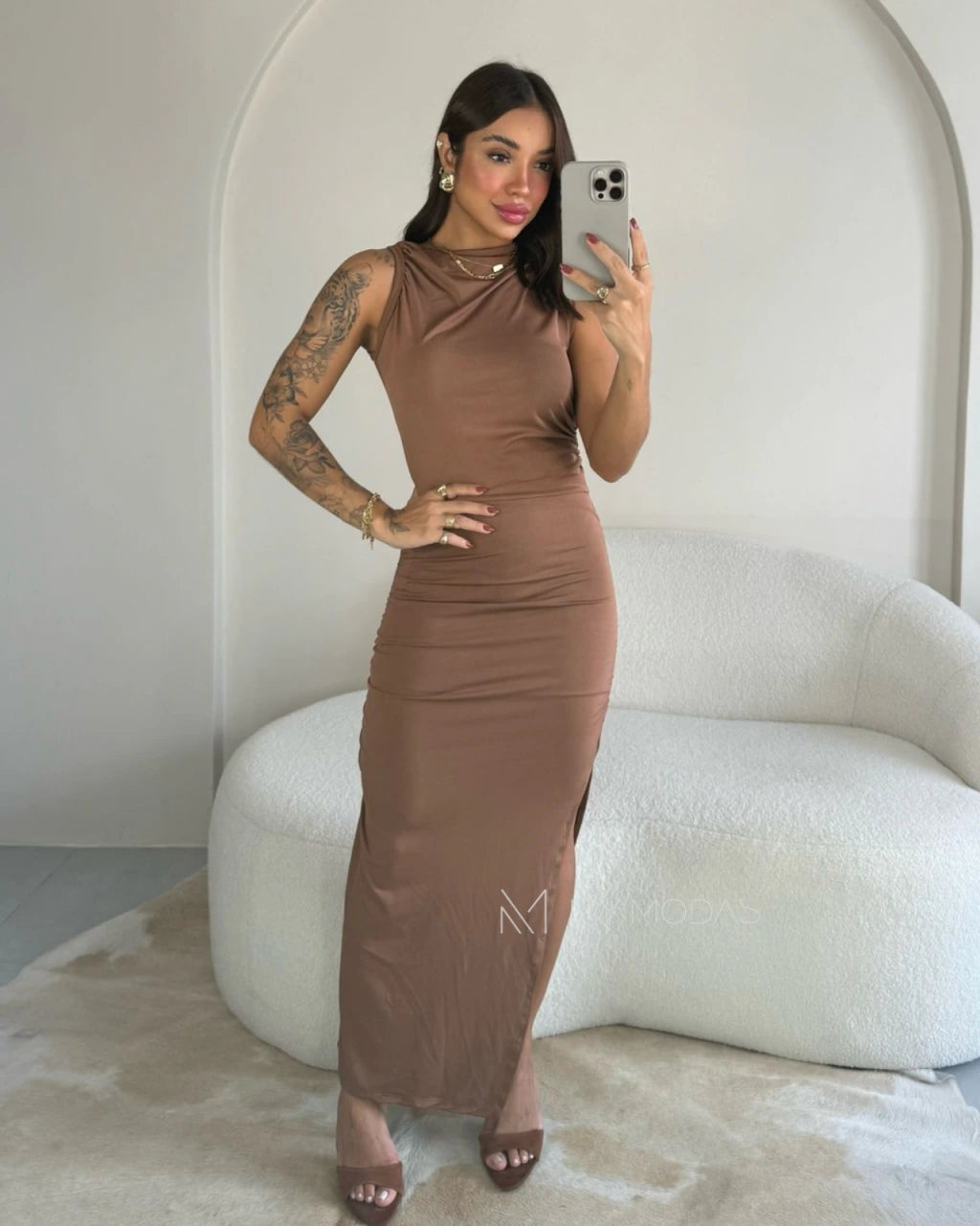 Vestido mídi Thainara
