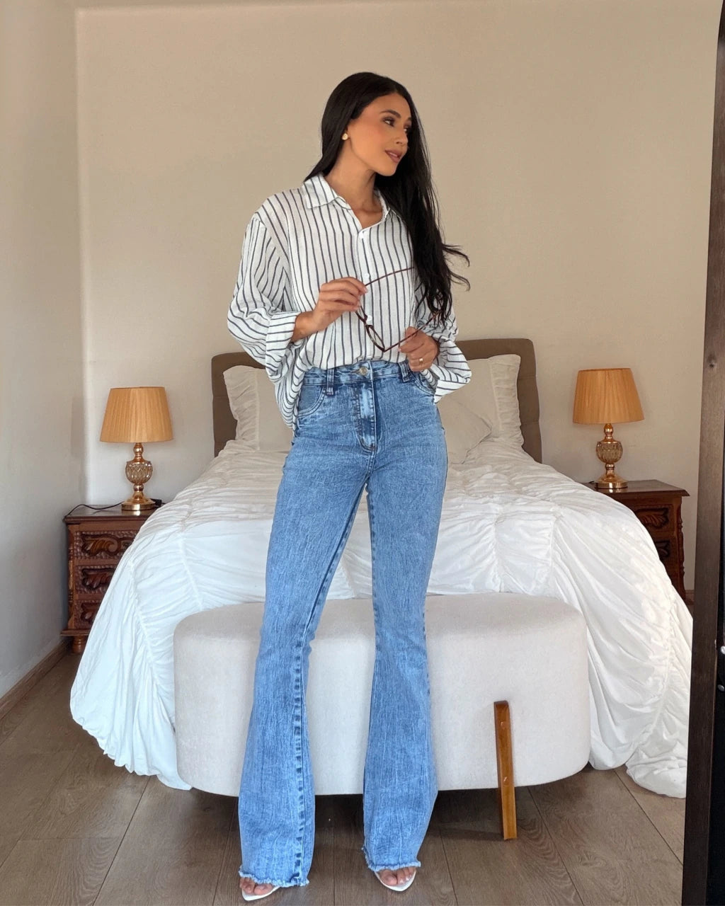 Calça flare jeans com elastano