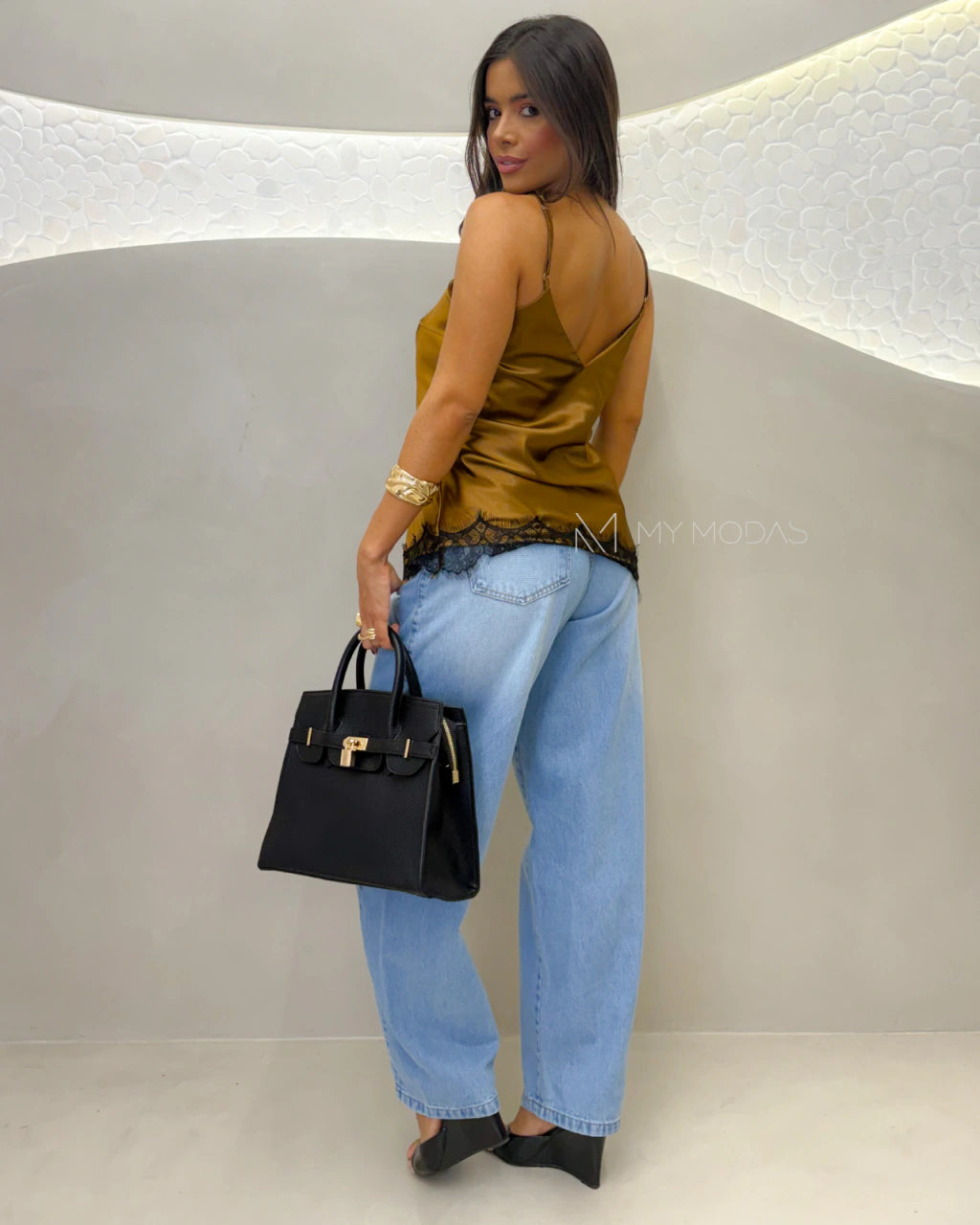 Blusa cetim renda