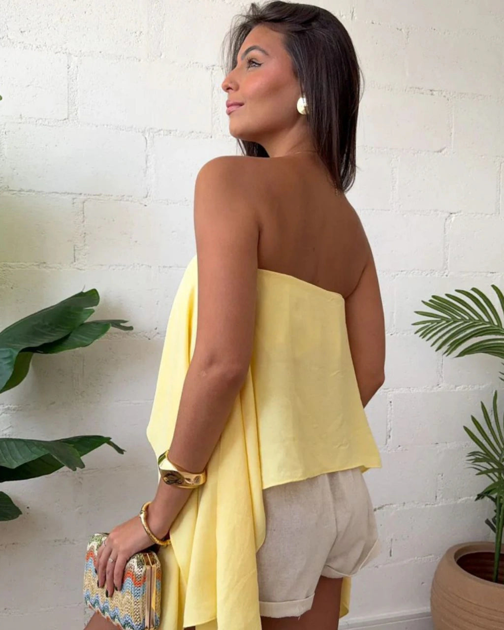 Blusa assimétrica multiformas