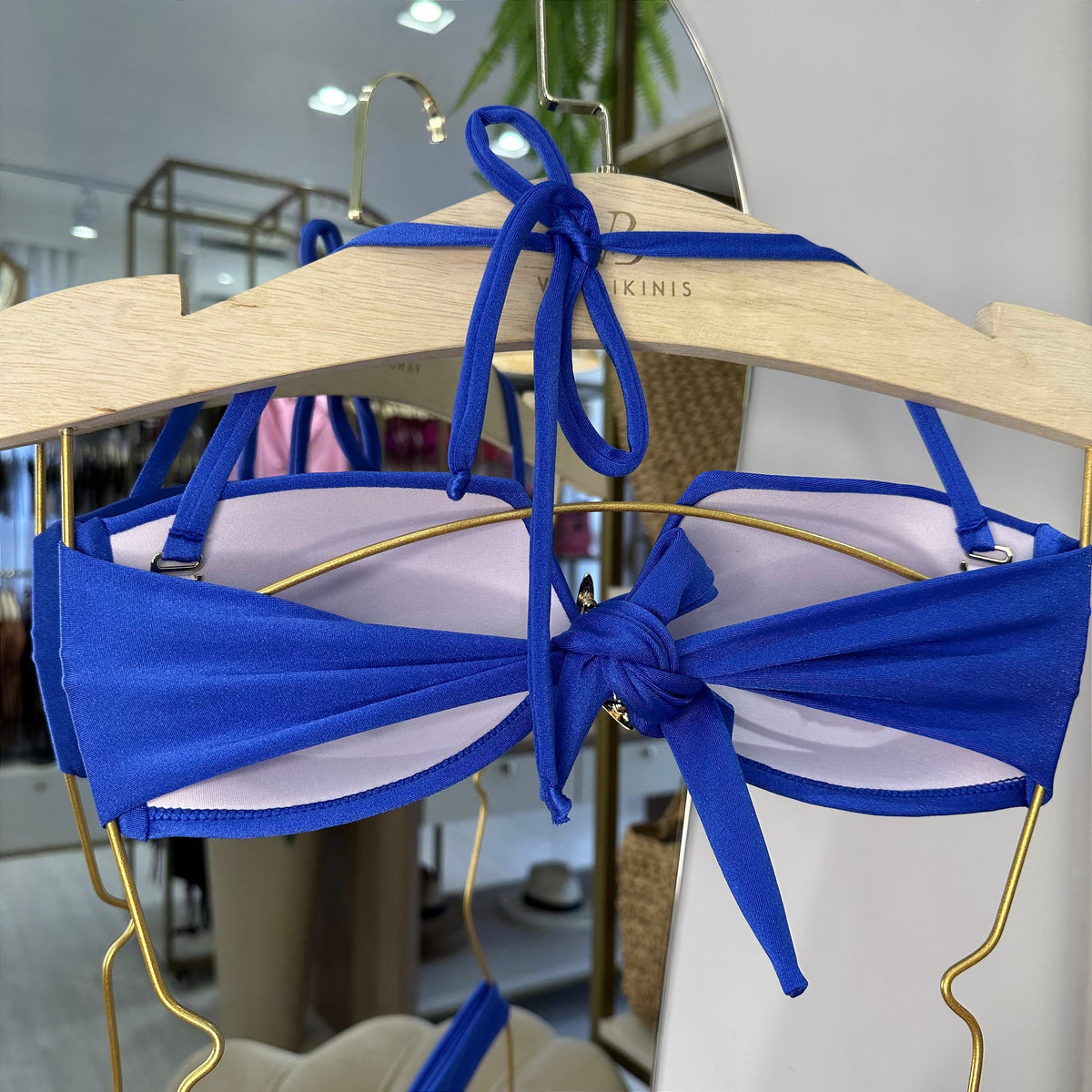 Top com bojo quadrado alças removíveis com acessório estrela Glow azul royal 106