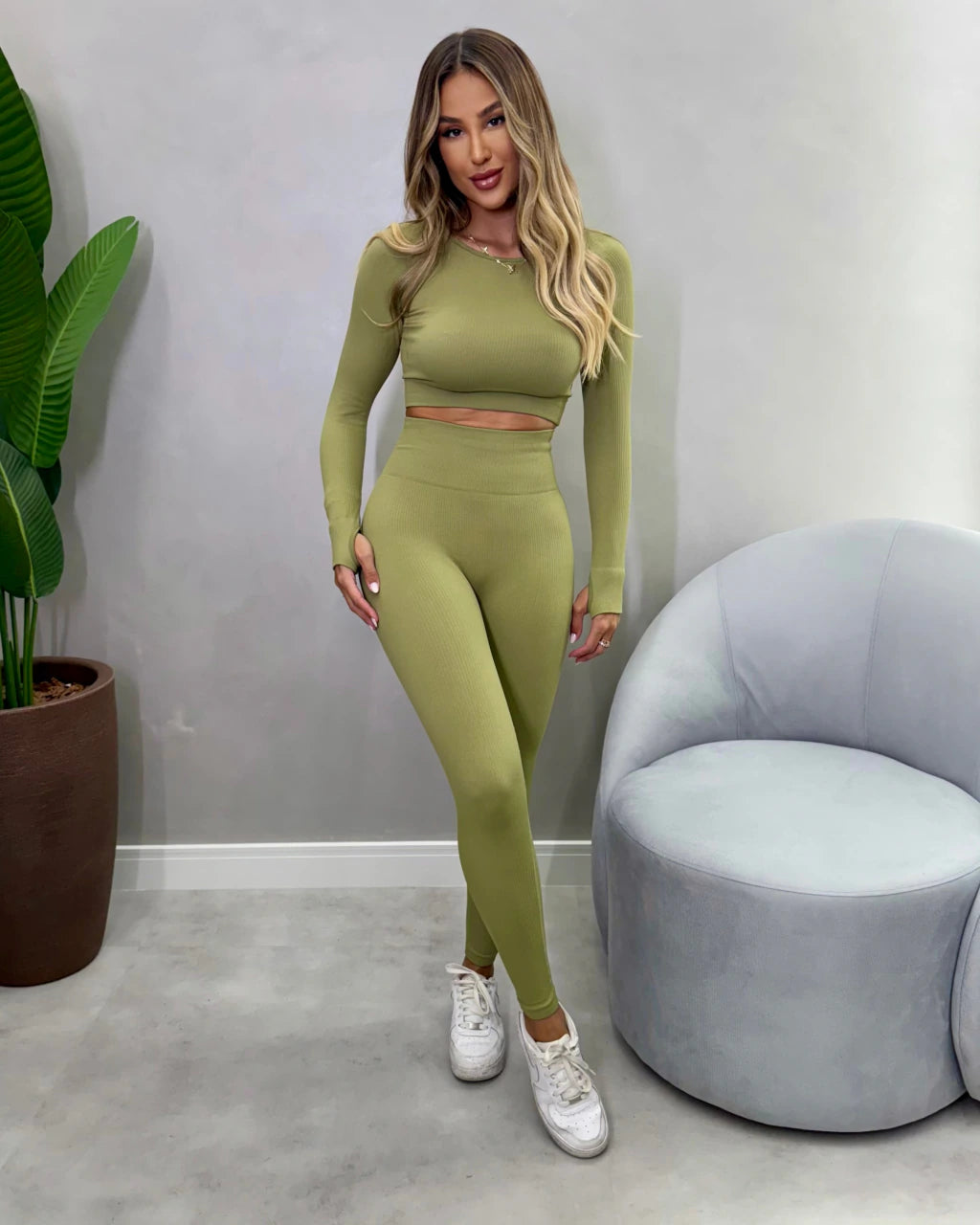 Conjunto Comfy Cropped e Calça