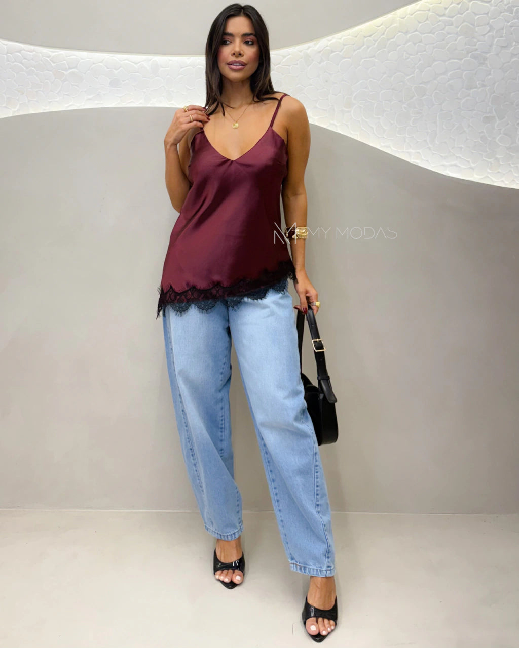 Blusa cetim renda
