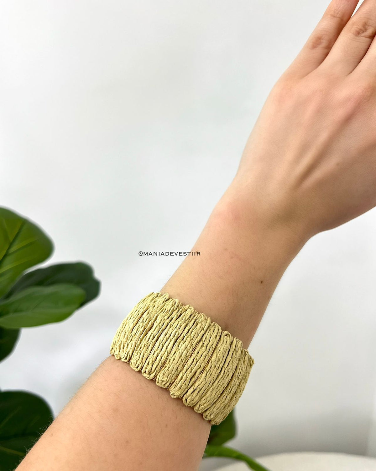 Bracelete Mania Essenza Creme 113605