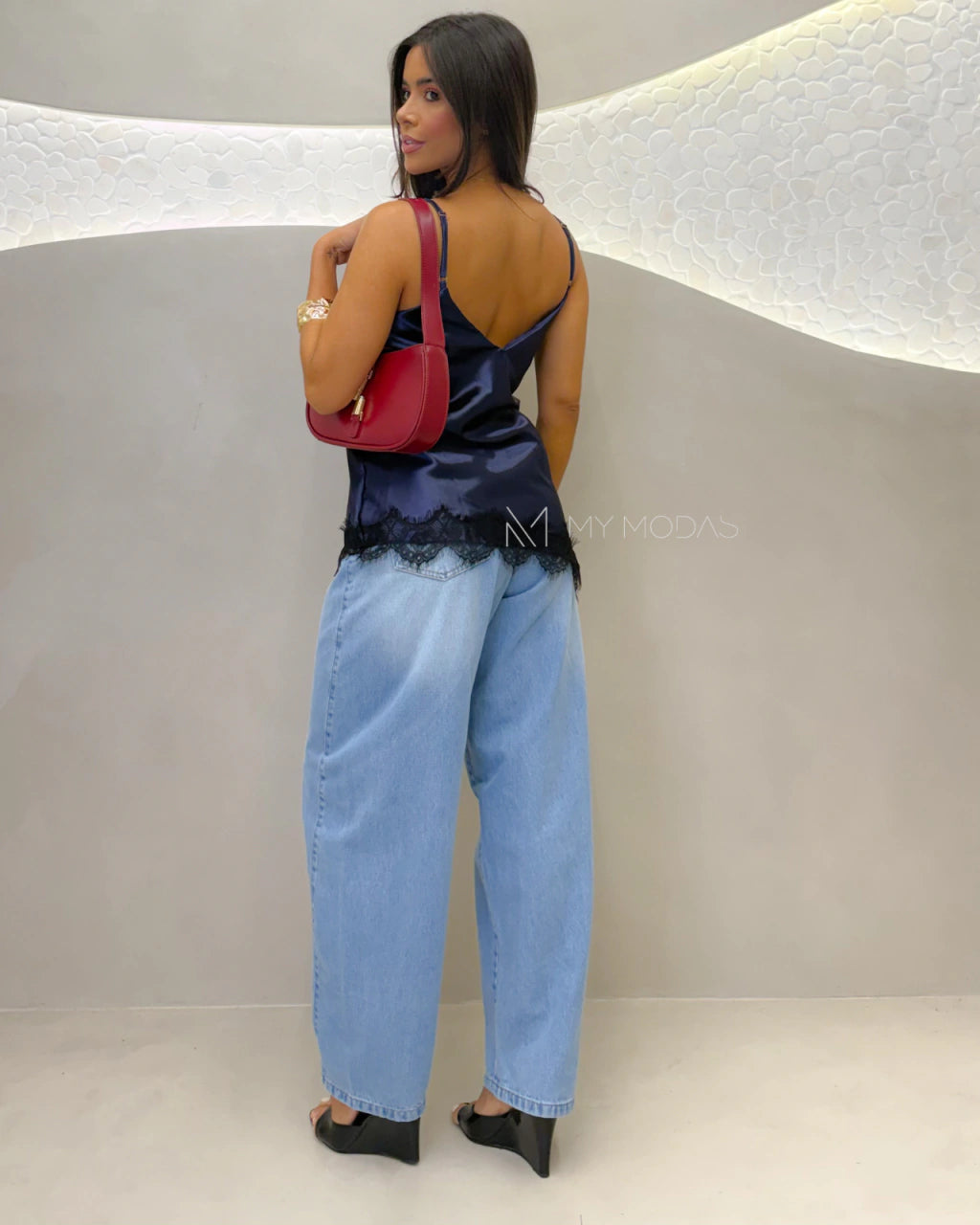 Blusa cetim renda