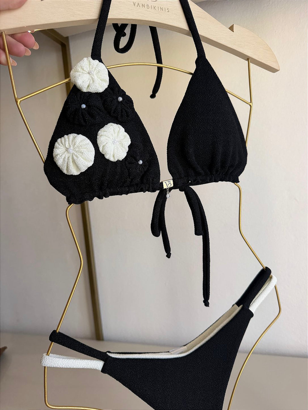Cortininha África preto e Off White (CALCINHA NÃO INCLUSO)