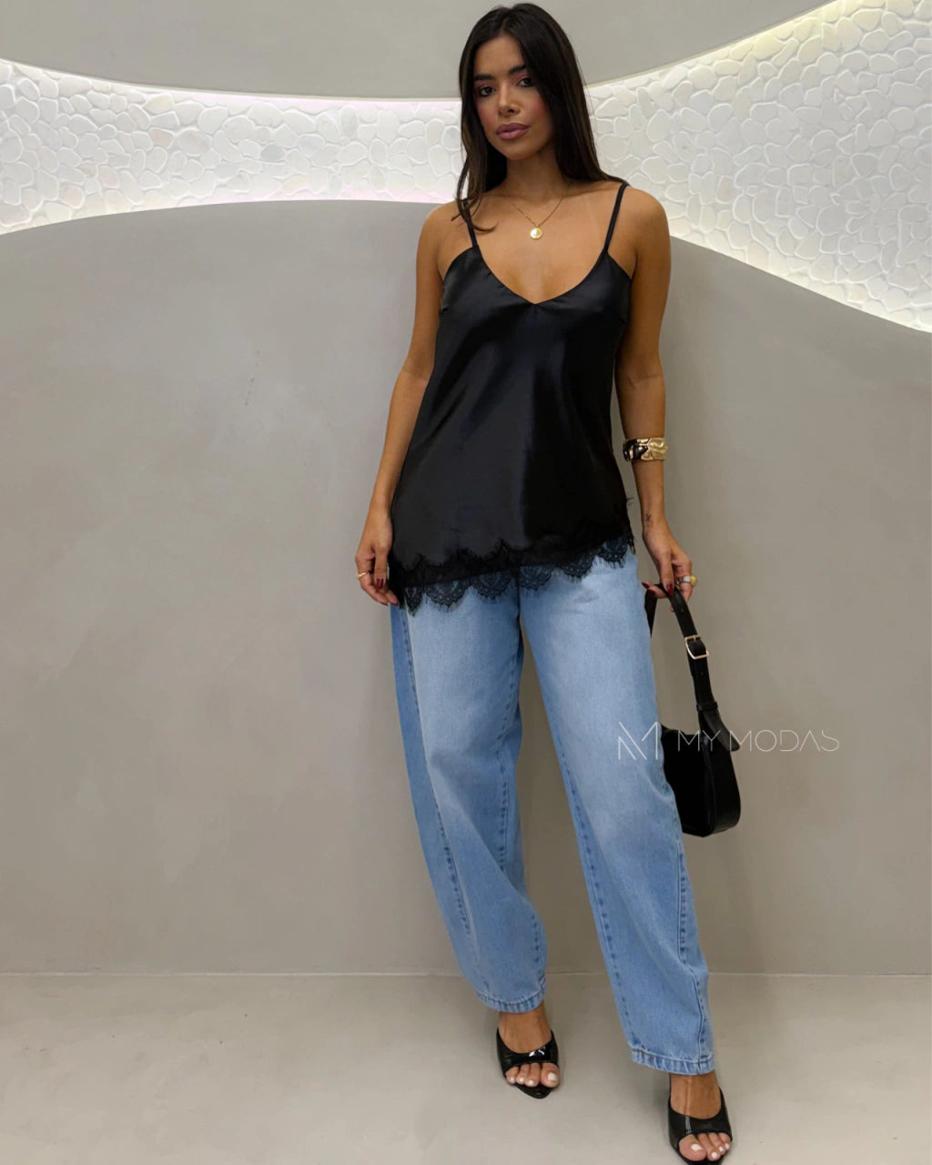 Blusa cetim renda