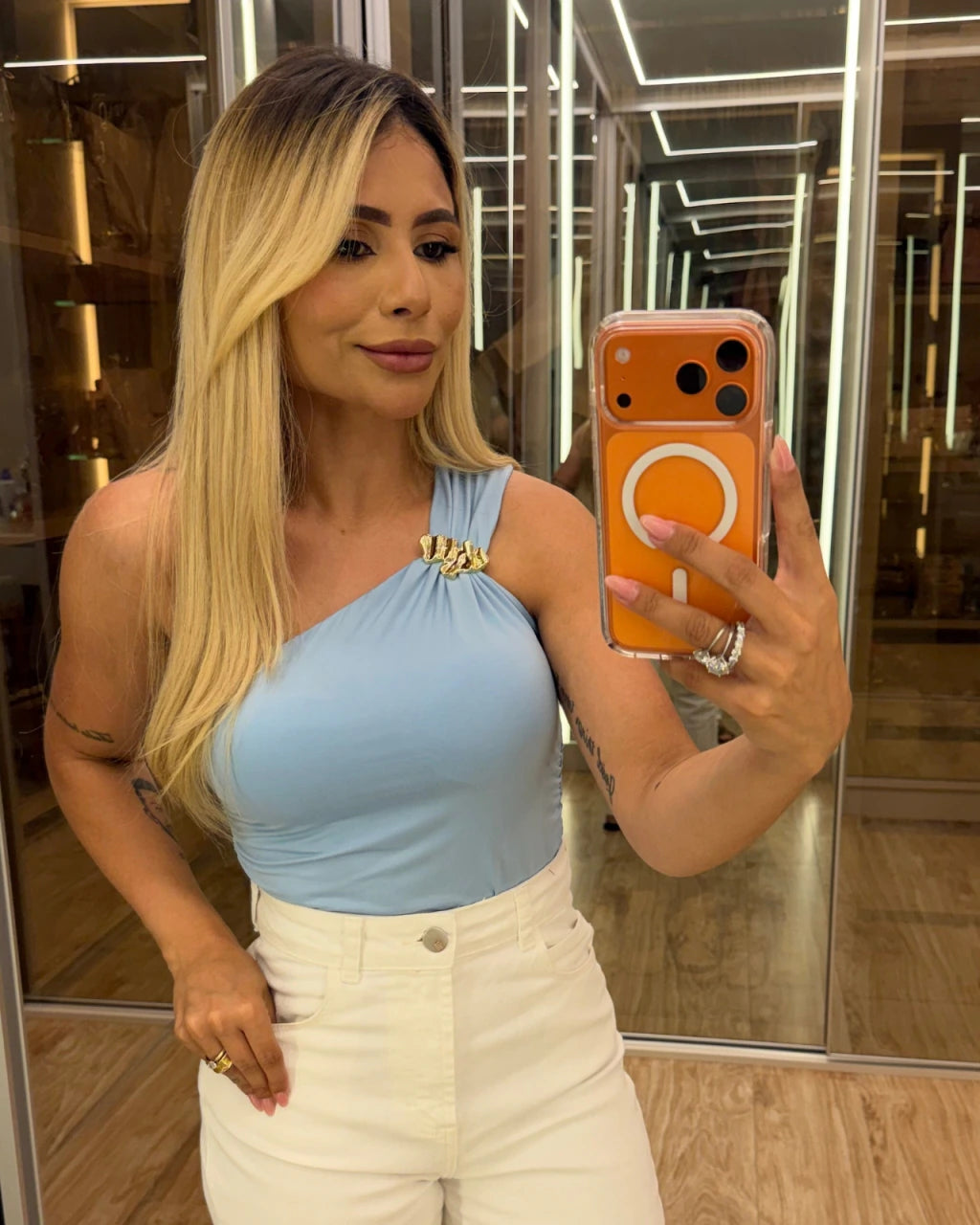 Cropped nula manga poliamida