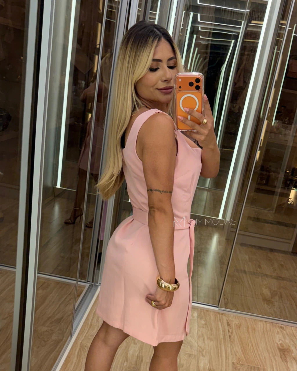Vestido com amarração Elize
