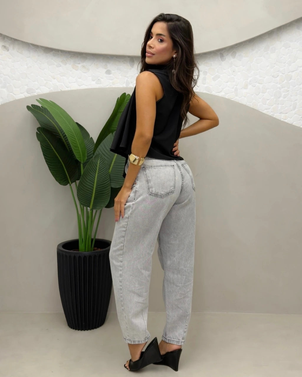 Bata assimétrica Chocker