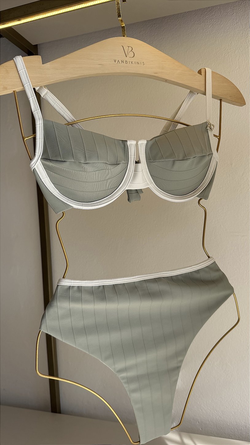 Calcinha Hot Pants Malibu ( BOJO NÃO INCLUSO)