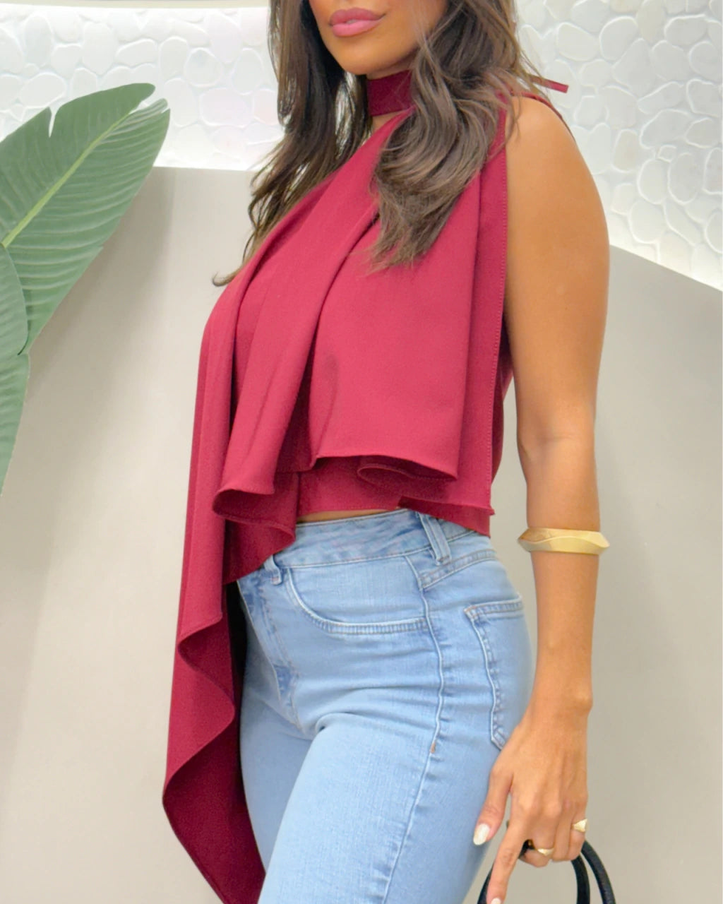 Bata assimétrica Chocker