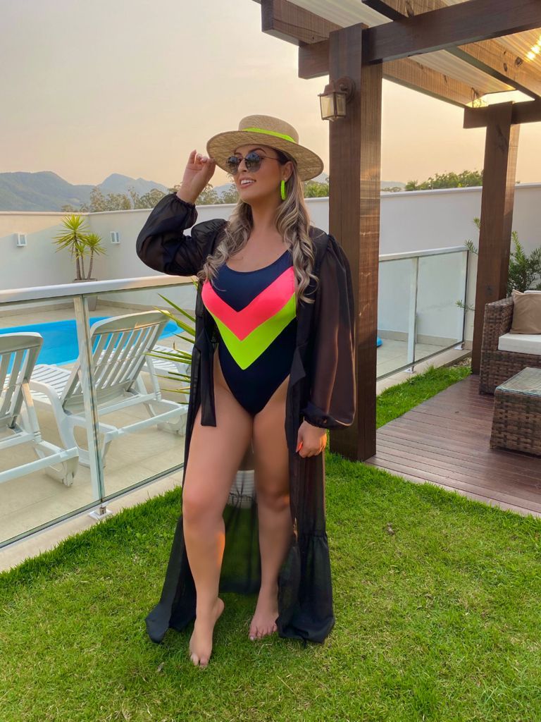 Saída Lia chiffon de seda