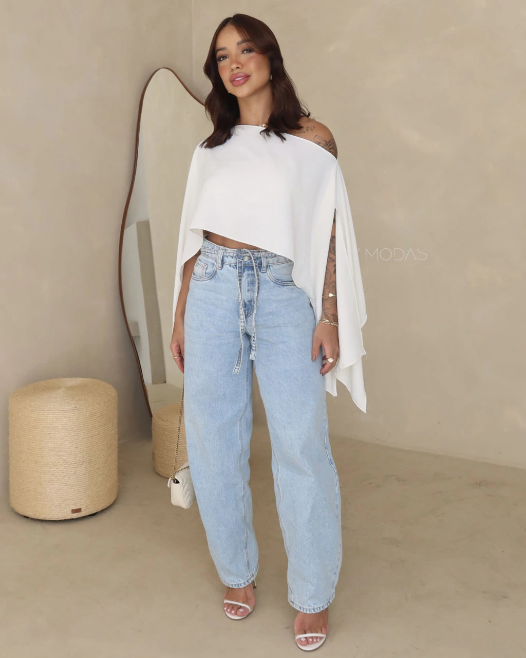 Blusa assimétrica multiformas