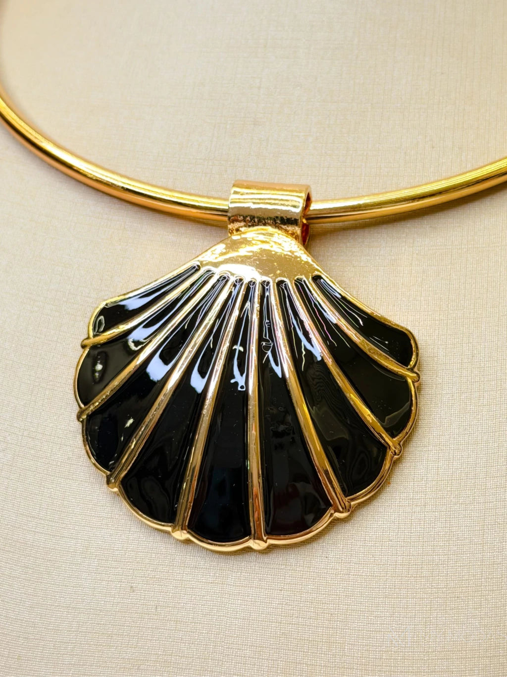 Colar Chocker concha