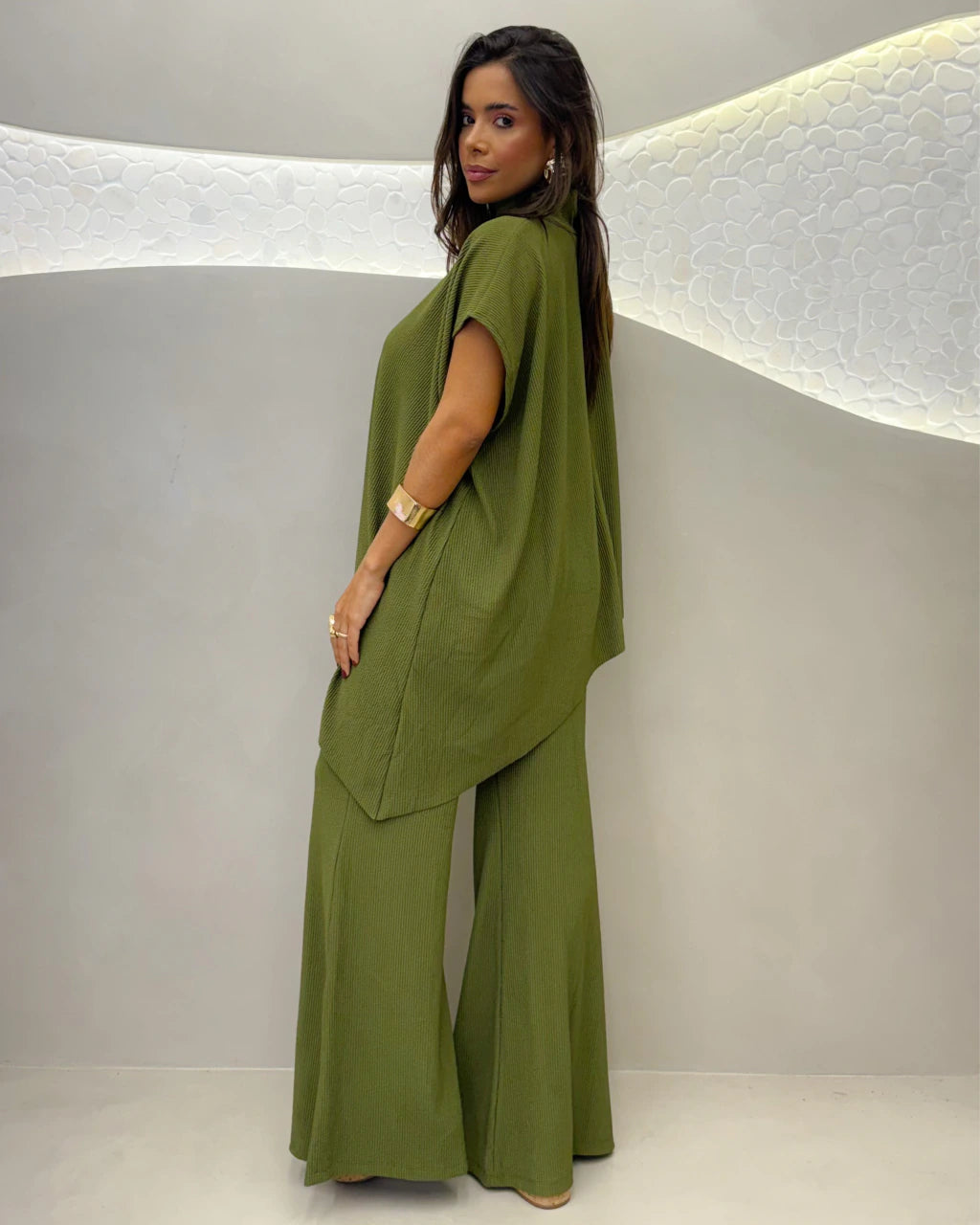 Conjunto aura Assimetrico