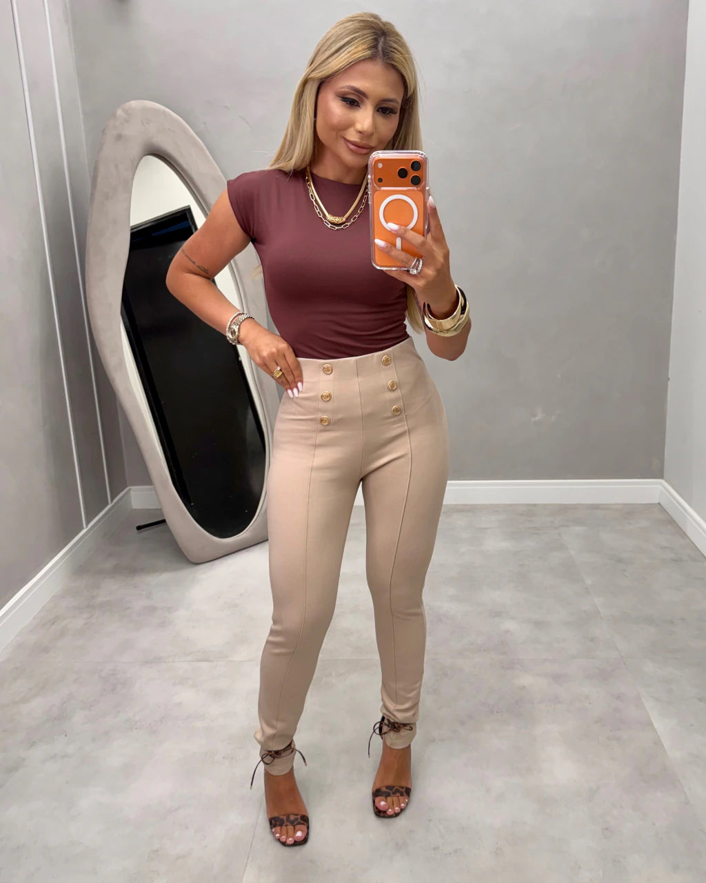 Calça skiny botões
