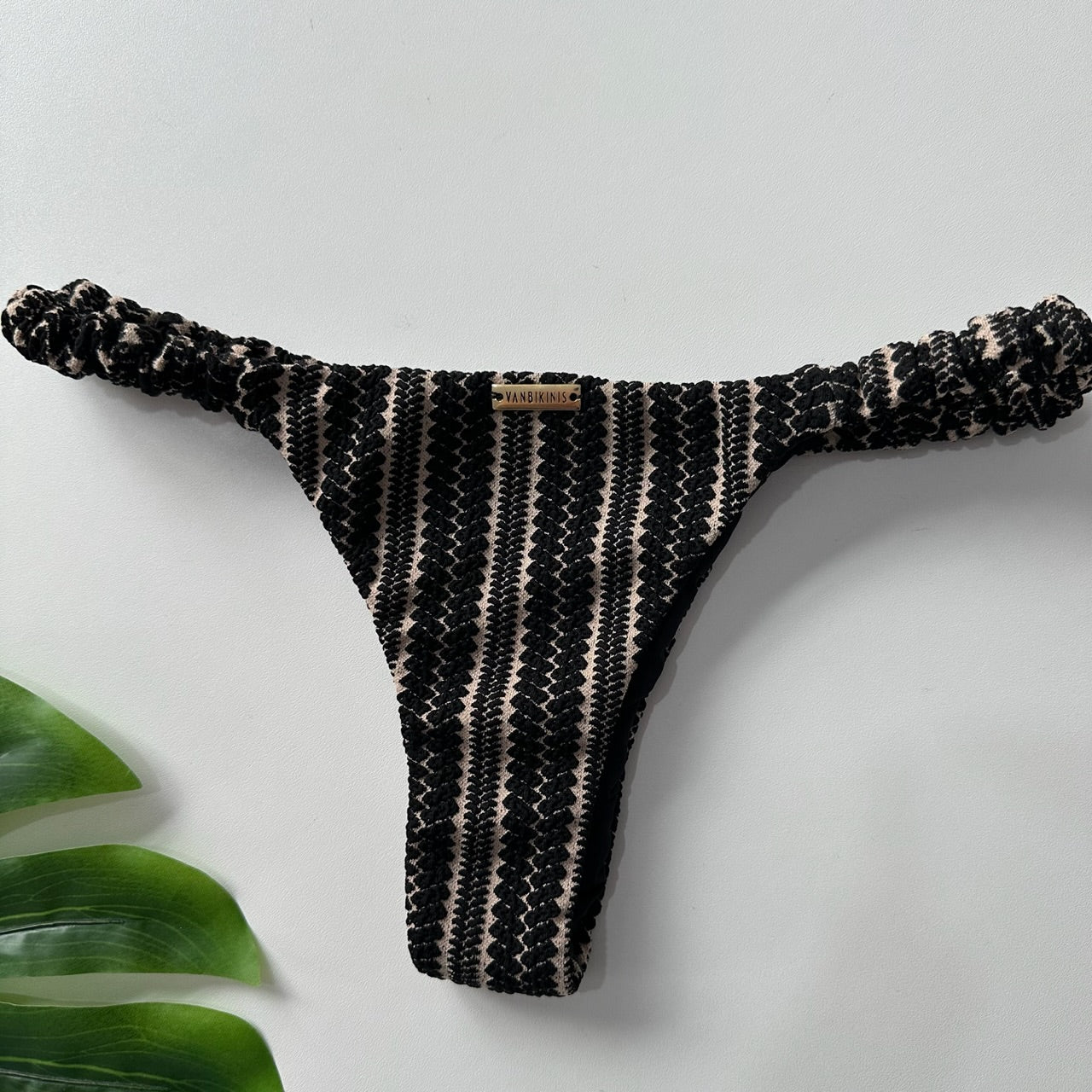 Calcinha Frufru Crochê preto (top não incluso)