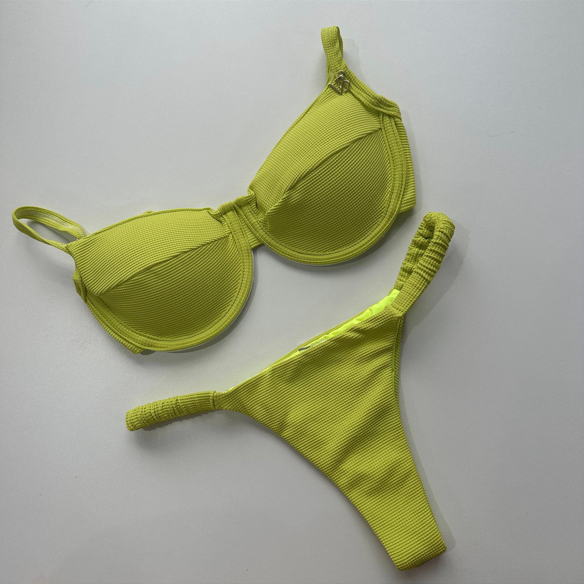 Calcinha Frufru Matrix Kiwi (top não incluso)