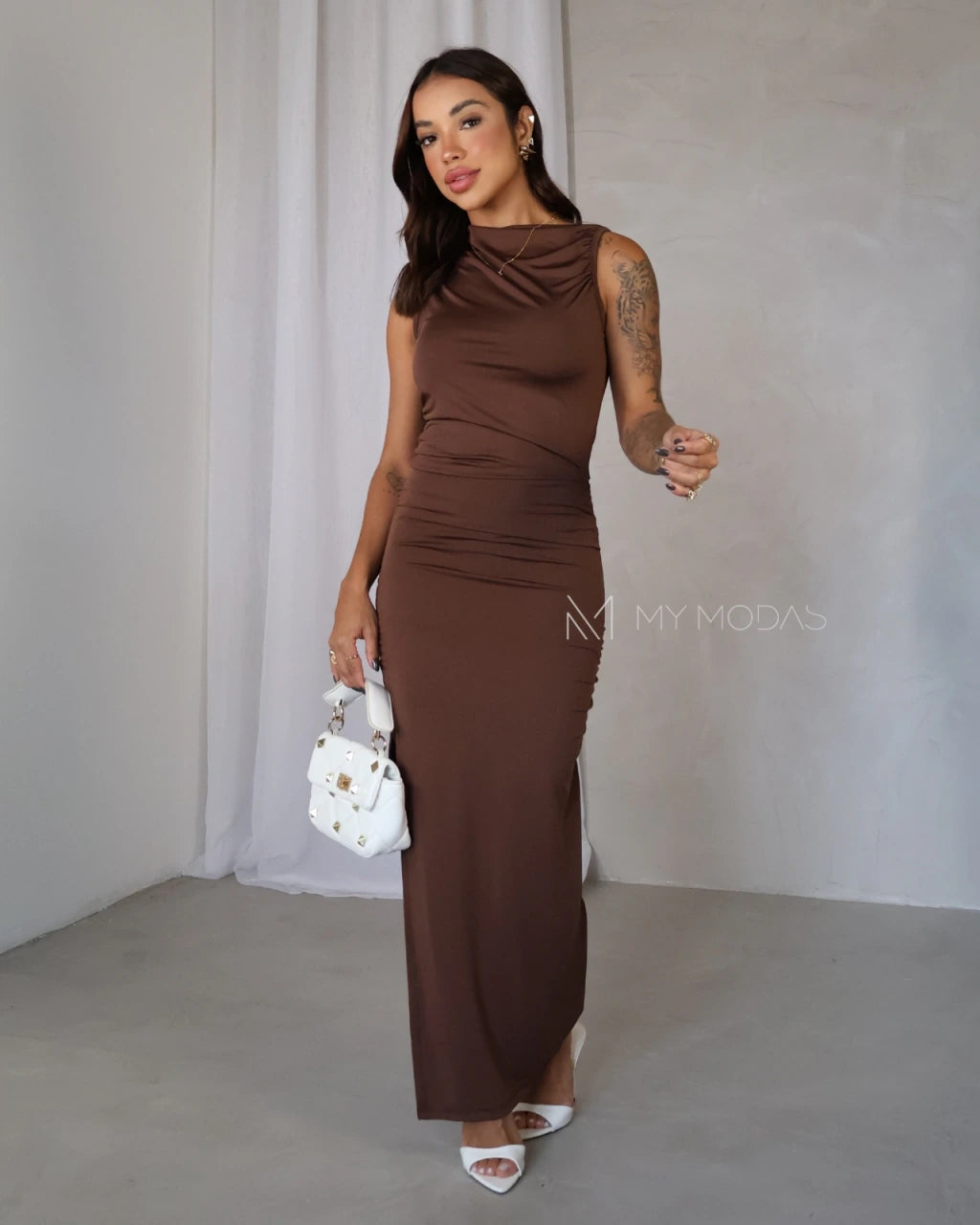 Vestido mídi Thainara