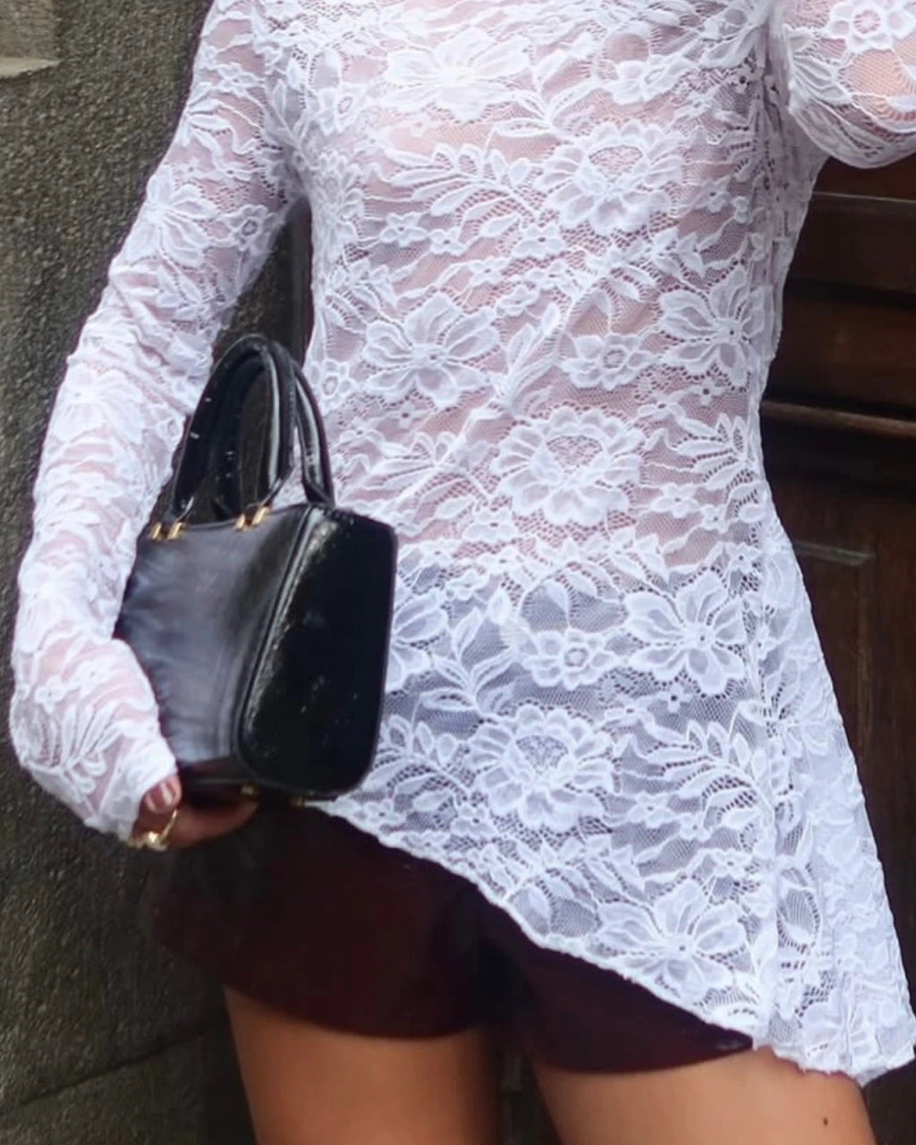 Blusa renda assimétrica