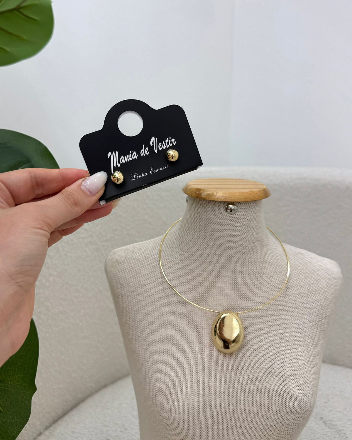 Conjunto Colar e Brinco Mania Essenza Dourado 129487