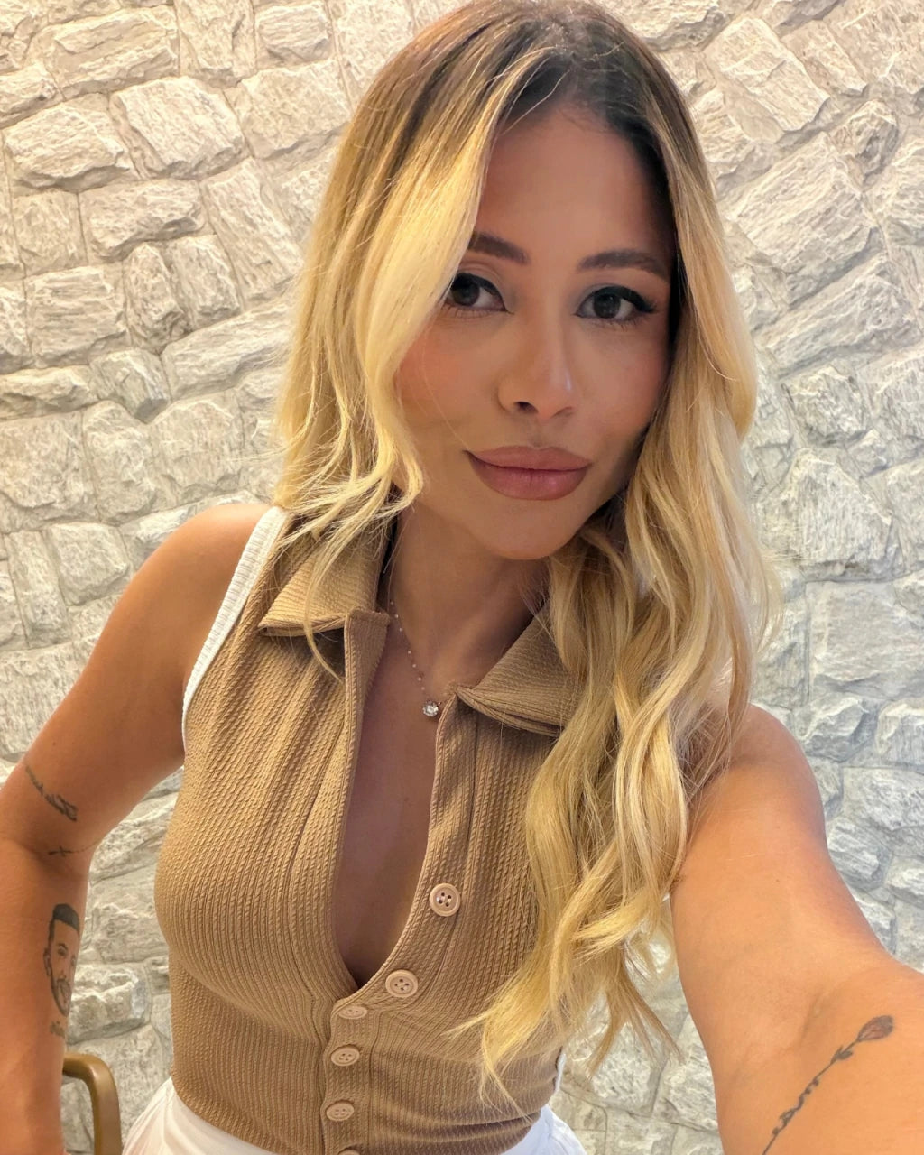 Body premium com botões