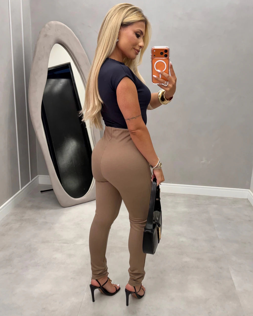 Calça skiny botões