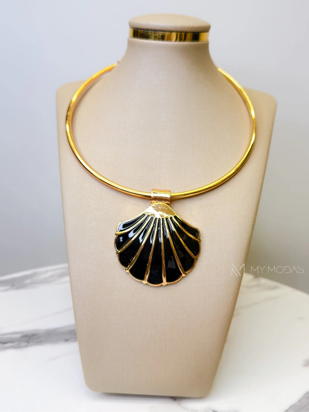 Colar Chocker concha