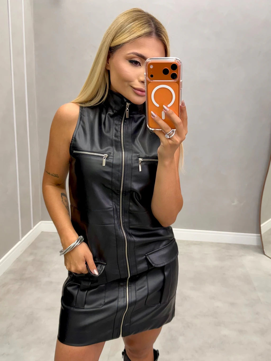 Vestido Cargo Couro