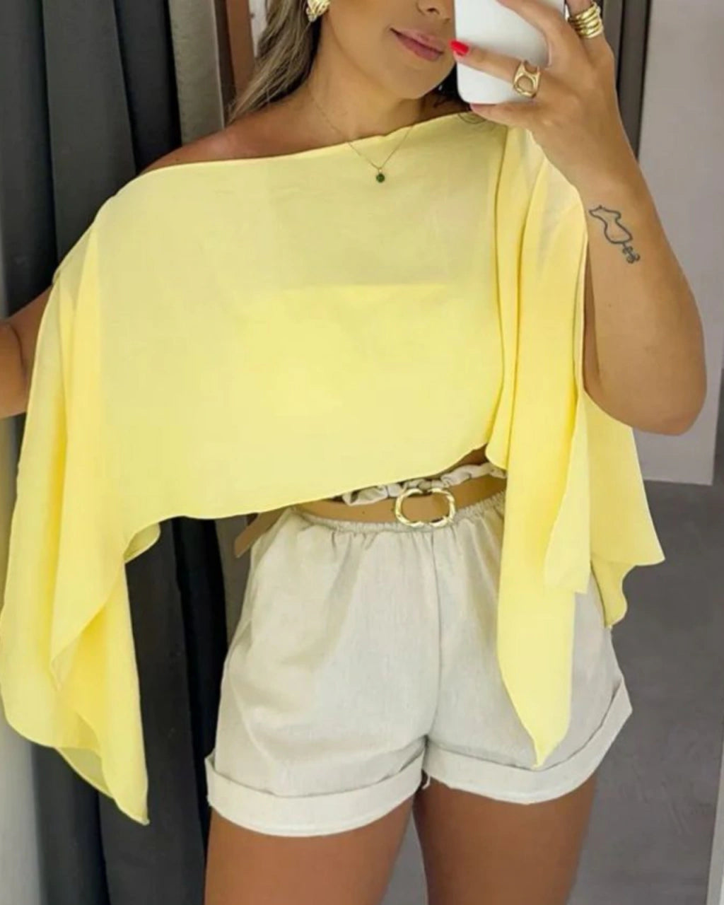 Blusa assimétrica multiformas