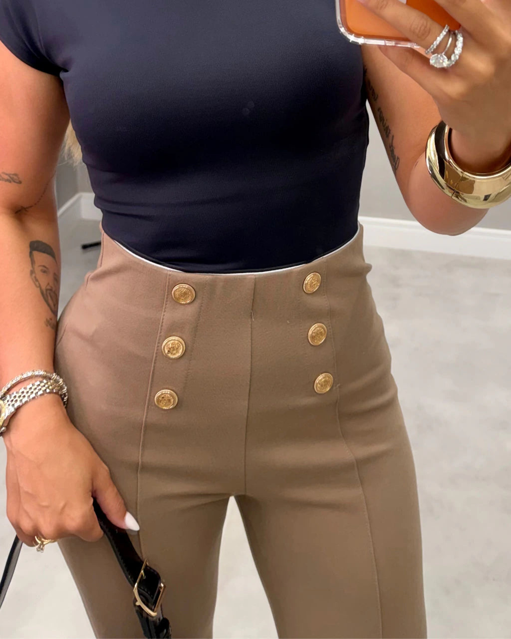 Calça skiny botões