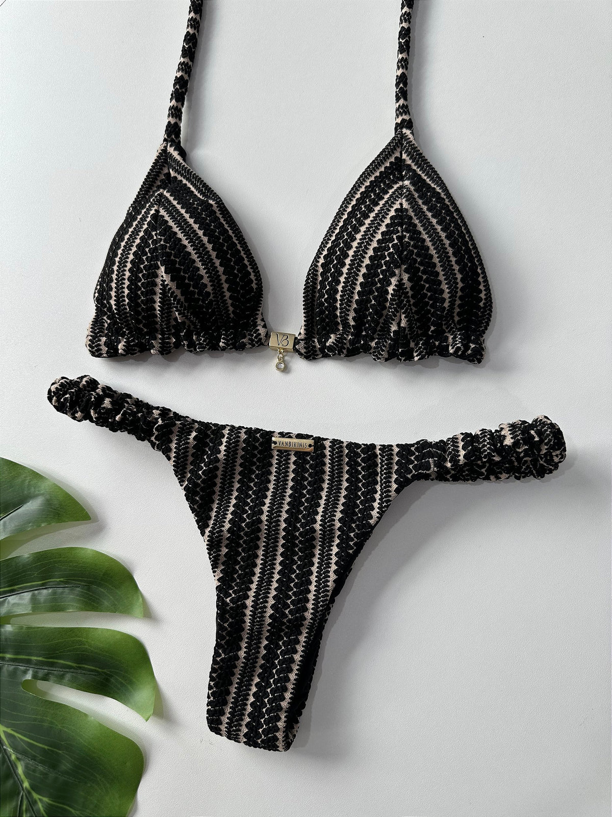 Cortininha com Bojo Maleável Croche preto (CALCINHA NÃO INCLUSO)