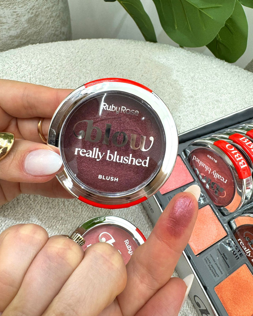 Blush Ruby Rose Mania Make BB60 126804