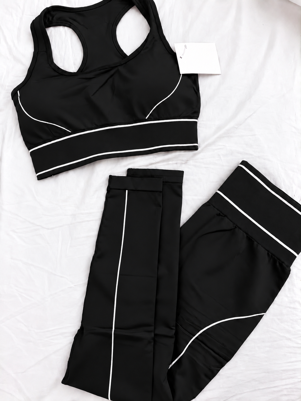 Kit com 04 Conjuntos Fitness Logo Famoso A..