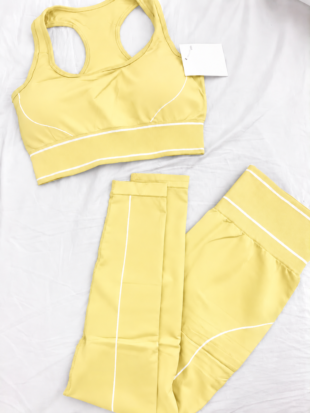 Kit com 04 Conjuntos Fitness Logo Famoso A..