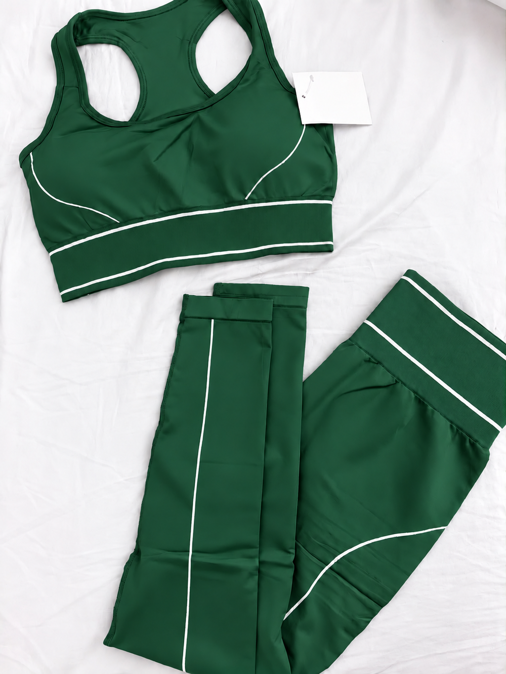 Kit com 04 Conjuntos Fitness Logo Famoso A..