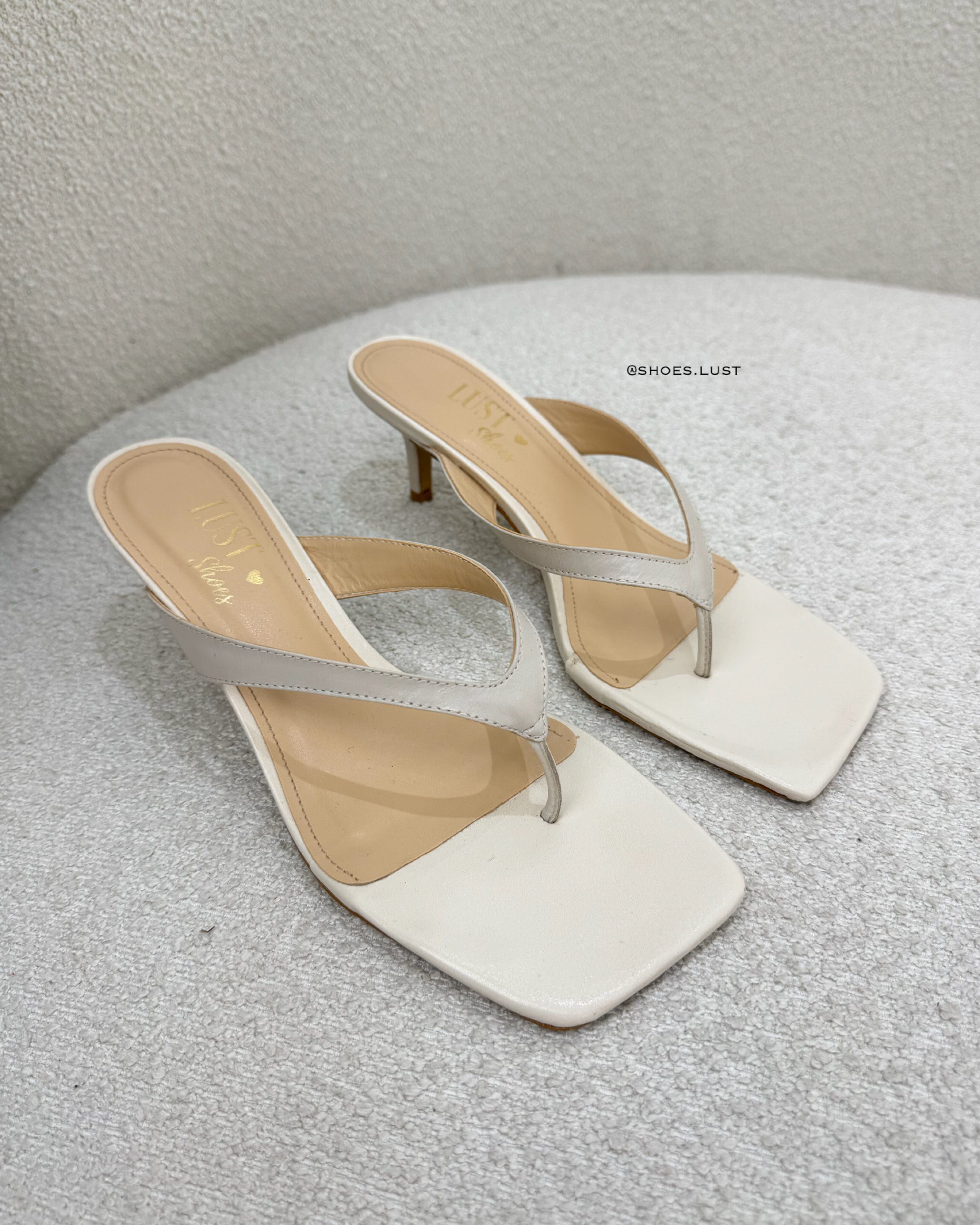 Tamanco Lust Shoes Kessia Salto Baixo Off White – 119872