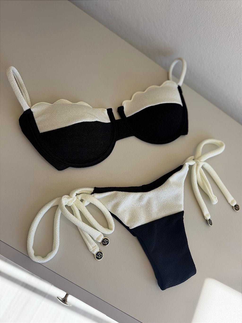 Meia Taça Nuvem Tulum preto e off white (CALCINHA NÃO INCLUSO)