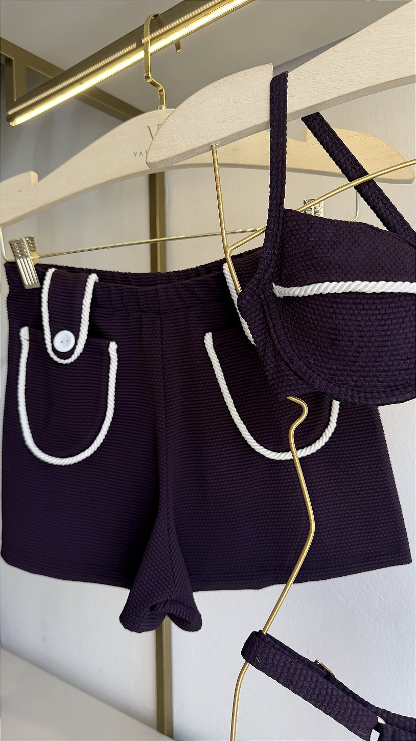 Short com bolso e detalhe corda Allure vinho