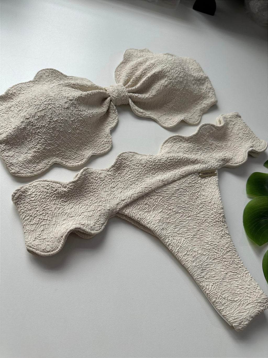 Top Nuvem Vórtex Off White (calcinha não inclusa)