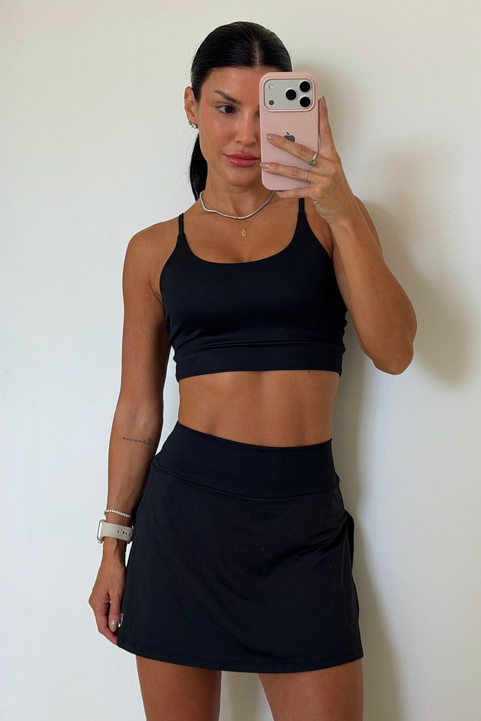 Conjunto Top + Saia Fit Black