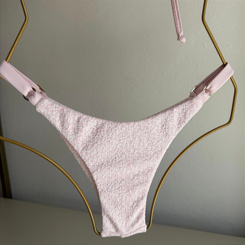 Calcinha Fita Regulagem Algodão doce rosa (BUSTO NÃO INCLUSO)
