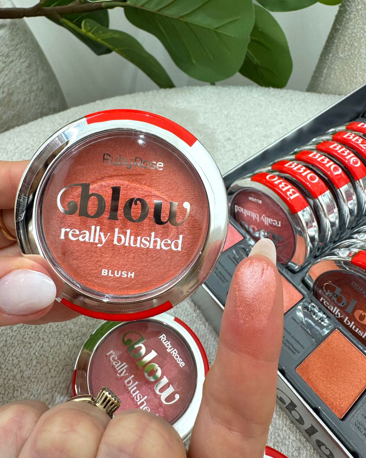 Blush Ruby Rose Mania Make BB40 126802
