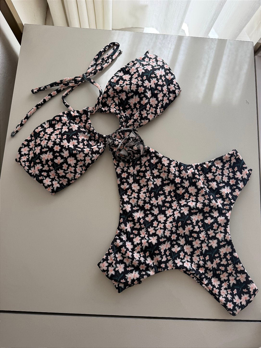 Maiô flor removível Florença