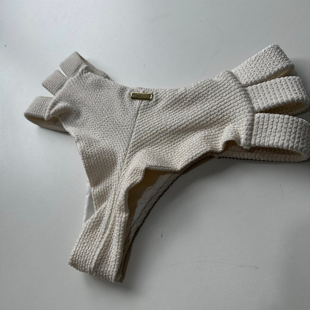 Calcinha semi hot pants 5005 tecido plisse off (BUSTO NÃO INCLUSO)