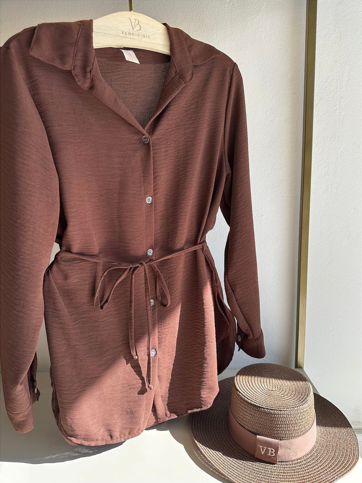 Camisa maldivas marrom