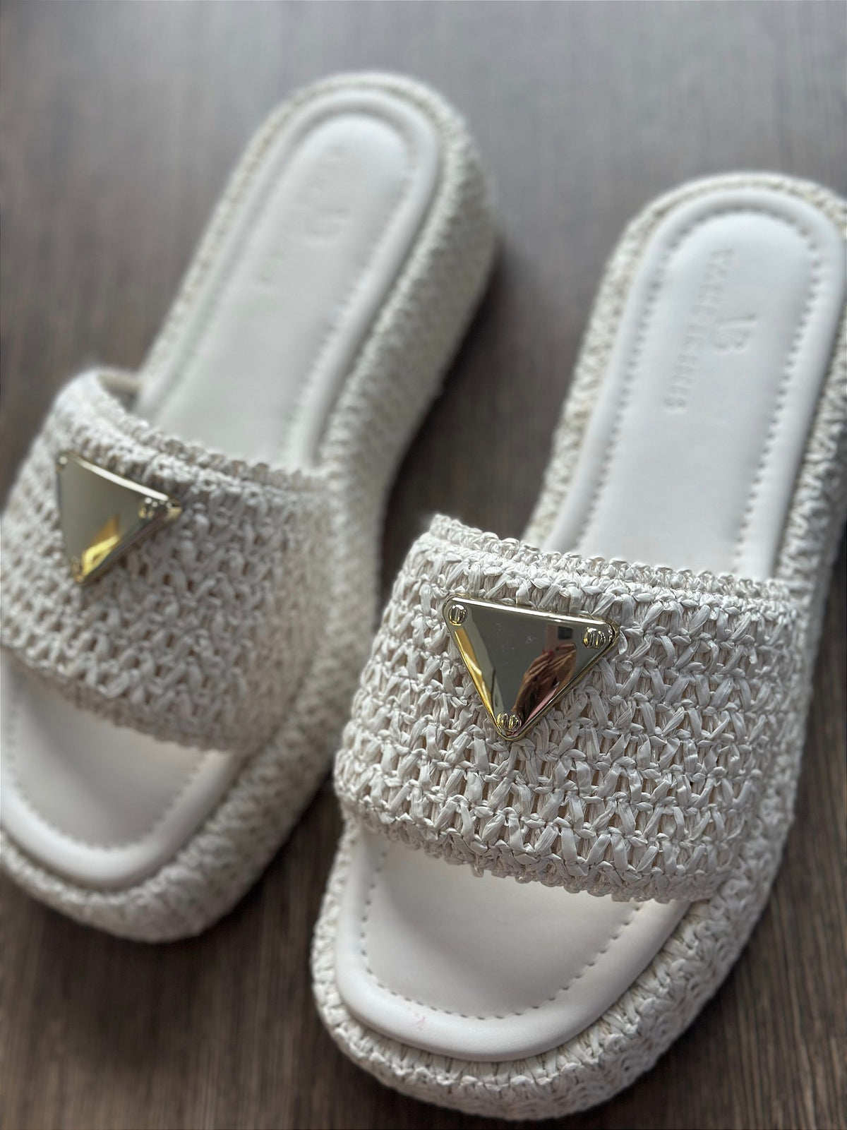 Sandália Flat Ráfia Off White